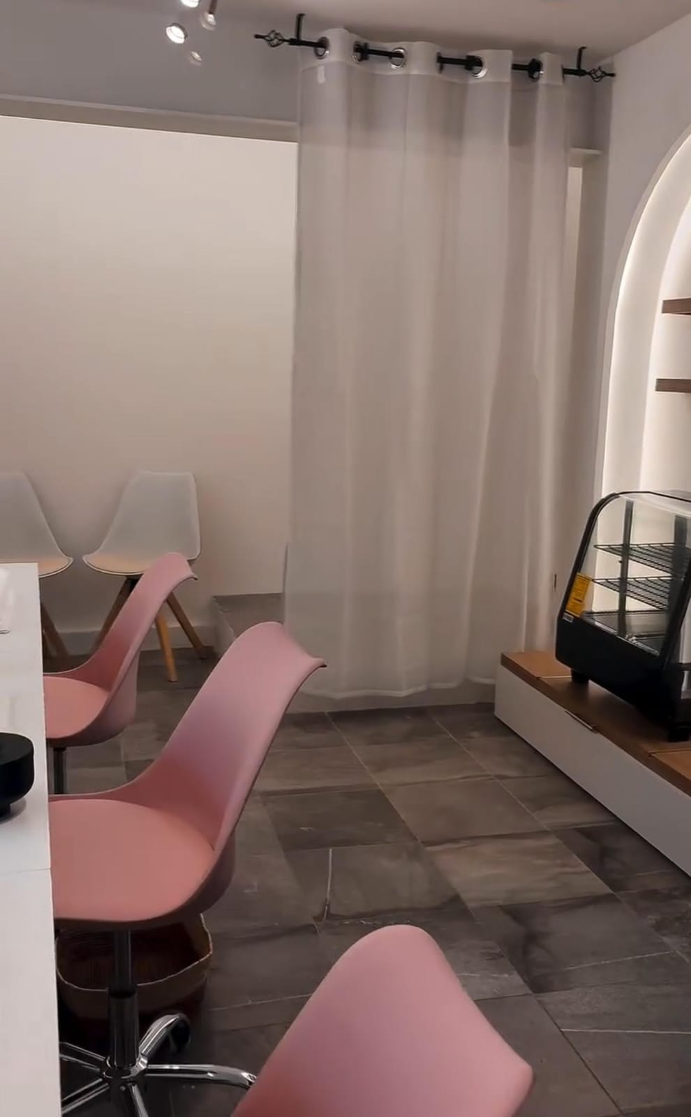 Estaciones de manicure · Lunéa Nails Salón